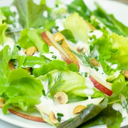 pear and hazelnut salad
