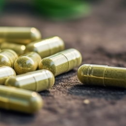 natural supplement capsules