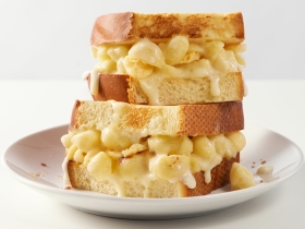 Panera's Grilled Mac & Cheese Sandwich