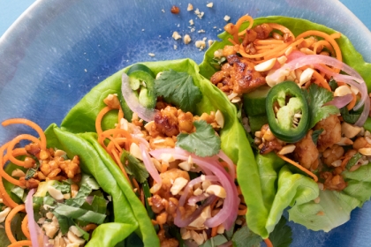 crumbled tempeh in lettuce wraps