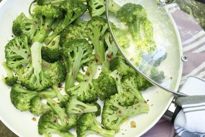 garlicky broccoli