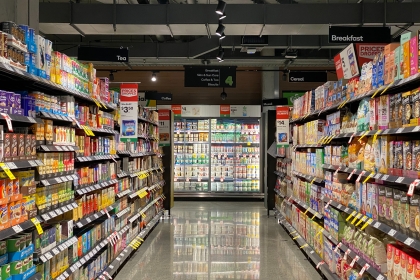 An empty aisle in a supermarket