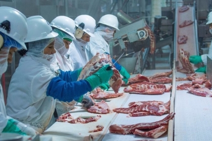 Tell America’s Meat & Poultry Processors: Protect Your Workers!