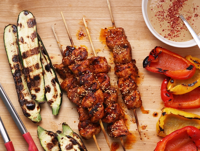 grilled sesame chicken and vegetable kebabs