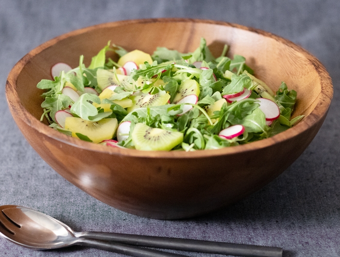 kiwi radish salad
