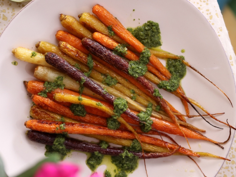 cooked rainbow carrots